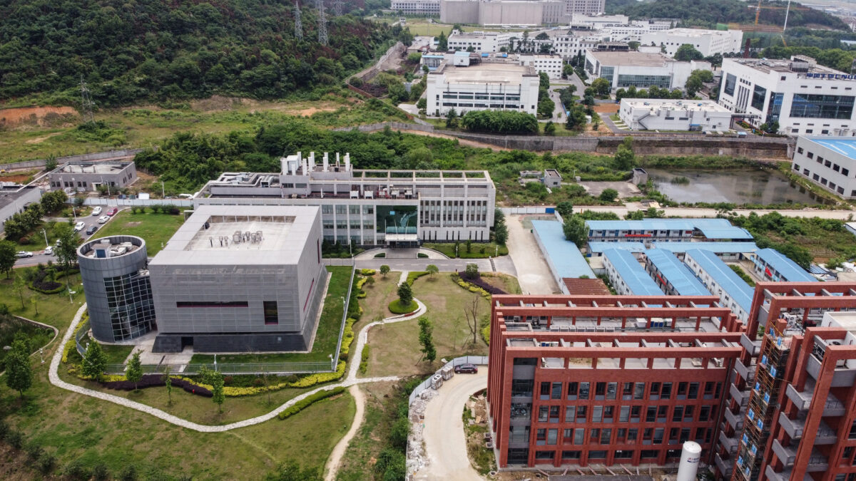 Phòng thí nghiệm P4 trong khuôn viên Viện Virus học Vũ Hán ở Vũ Hán, Trung Quốc, tỉnh Hồ Bắc, Trung Quốc, vào ngày 13/05/2020. (Ảnh: Hector Retamal/AFP qua Getty Images)