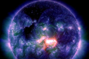 Bão Mặt Trời siêu mạnh có thể làm gián đoạn liên lạc của Hoa Kỳ và tạo ra cực quang