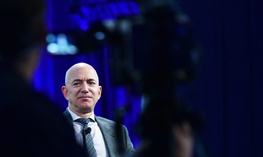 Tỷ phú Gates, Bezos đầu tư vào công ty cấy ghép não của một chuyên gia Úc