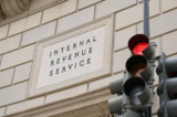 Tòa nhà Sở Thuế vụ (IRS) ở Hoa Thịnh Đốn vào ngày 28/09/2020. (Ảnh: Erin Scott/Reuters)