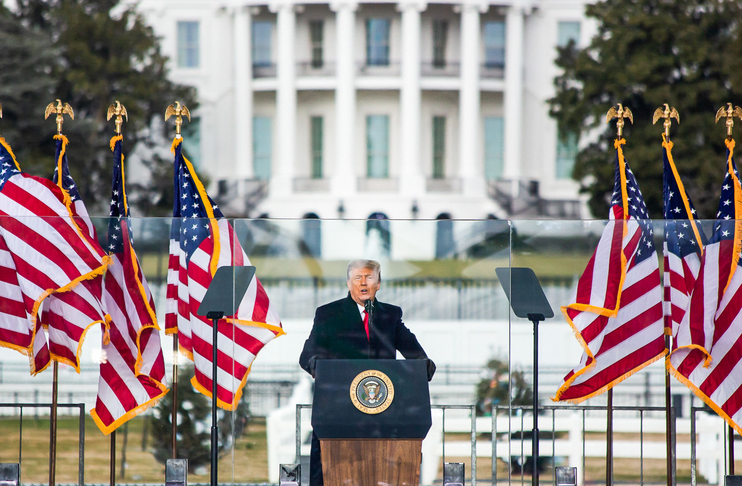 Cựu Tổng thống Donald Trump tại cuộc tập hợp Save America ở Hoa Thịnh Đốn hôm 06/01/2021. (Ảnh: Lisa Fan/The Epoch Times)