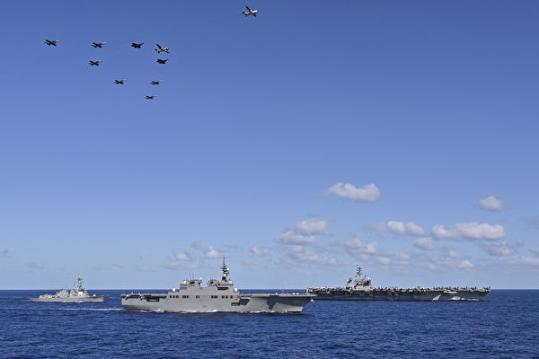 Căng thẳng leo thang tại Eo biển Đài Loan, hàng không mẫu hạm 10,000 tấn của Hoa Kỳ đi qua Biển Đông