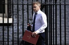 Hình ảnh ông Grant Shapps, Bộ trưởng Quốc phòng Anh, được chụp tại bên ngoài số 10 đường Downing, hôm 15/05/2024. (Ảnh: Benjamin Cremel/AFP)