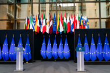 Cờ Liên minh Âu Châu được trưng bày tại trụ sở chính Hội đồng Âu Châu ở Brussels vào ngày 29/11/2019. (Ảnh: Kenzo Triboillard/AFP qua Getty Images)