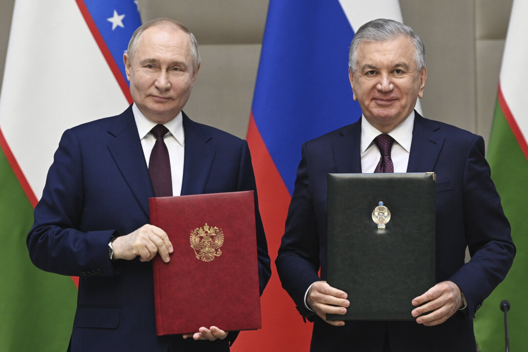 Nga sẽ xây dựng nhà máy điện hạt nhân đầu tiên ở Trung Á theo thỏa thuận với Uzbekistan