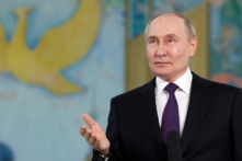 Tổng thống Nga Vladimir Putin nói trong một cuộc họp báo ở Tashkent, Uzbekistan, hôm 28/05/2024. (Ảnh: Sputnik/Mikhail Metzel/Pool via Reuters)