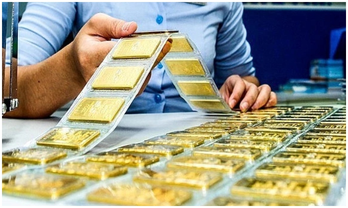 Ngân hàng nhà nước nói ‘giá vàng có thể giảm tiếp’, lưu ý người mua thận trọng