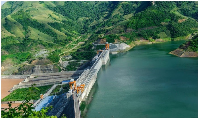 Hai hồ thủy điện ở miền Bắc Việt Nam xả đáy đón lũ