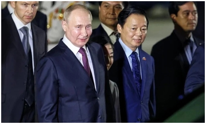 Tổng thống Putin đã đến Hà Nội lúc sáng sớm