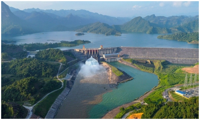 Thủy điện Tuyên Quang