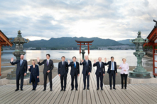 Các nhà lãnh đạo của nhóm các nước G7 trong thời gian diễn ra Hội nghị Thượng đỉnh tại đền Itsukushima, Hiroshima, Nhật Bản, vào ngày 19/05/2023. (Ảnh: Stefan Rousseau - Pool/Getty Images)