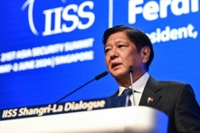 Tổng thống Philippines Ferdinand Marcos Jr. diễn thuyết tại Hội nghị Đối thoại Shangri-La, hôm 31/05/2024. (Ảnh: Nhac Nguyen/AFP)