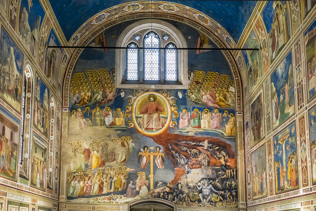 Bên trong Nhà nguyện Scrovegni có bức bích họa “Last Judgment” (Phán Xét Cuối Cùng) của danh họa Giotto. (Ảnh: Kiev.Victor/Shutterstock)