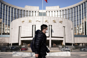 PHÂN TÍCH: Áp lực kinh tế buộc Ngân hàng Trung ương Trung Quốc thực hiện chính sách giảm giá tiền tệ dần dần