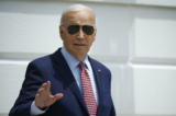 Tổng thống Joe Biden bước ra khỏi Tòa Bạch Ốc, hôm 29/05/2024. (Ảnh: Chip Somodevilla/Getty Images)