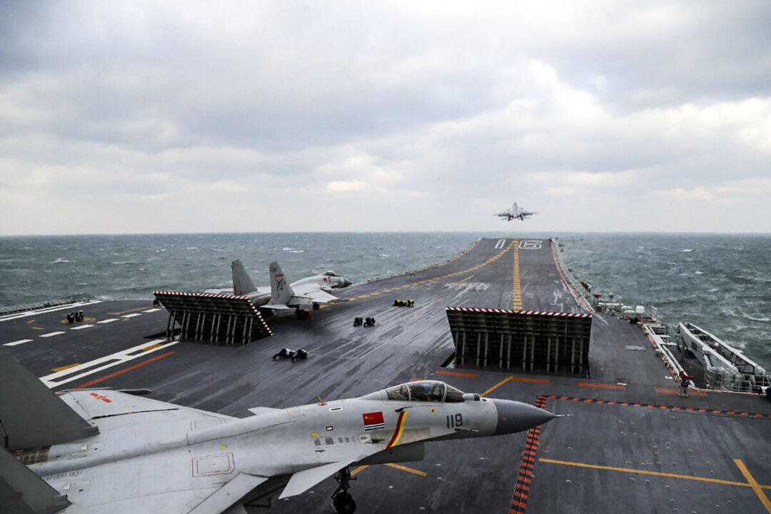 Chiến đấu cơ Trung Quốc bay lượn quanh tàu Hà Lan, gây ra ‘tình thế không an toàn’ ở Biển Hoa Đông