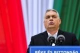 Thủ tướng Hungary Viktor Orban diễn thuyết trong cuộc tập hợp kết thúc chiến dịch bầu cử của ông ở Szekesfehervar, Hungary, vào ngày 01/04/2022. (Ảnh: Marton Monus/Reuters)