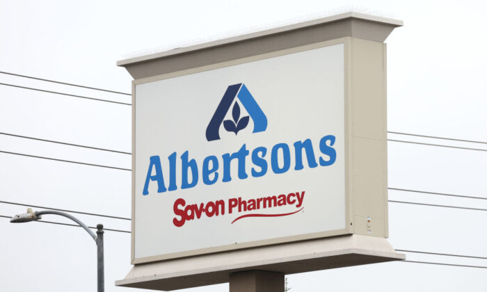 California: 63 cửa hàng của Kroger và Albertsons sẽ được bán trong vụ sáp nhập