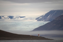 Ảnh chụp bờ biển gần Pyramiden thuộc quần đảo Svalbard, Na Uy, ngày 21/09/2021. (Ảnh: Olivier Morin/AFP qua Getty Images)