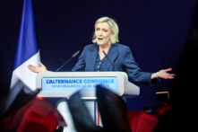 Cựu chủ tịch Đảng Tập hợp Quốc gia Marine Le Pen có bài diễn văn trong buổi tối công bố kết quả vòng đầu tiên của cuộc bầu cử Nghị viện ở Henin-Beaumont, Pháp, hôm 30/06/2024. (Ảnh: Francois Lo Presti/AFP qua Getty Images)