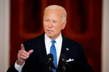 Tổng thống Joe Biden nói với giới truyền thông sau phán quyết của Tối cao Pháp viện Hoa Kỳ về quyền miễn trừ của tổng thống, tại Tòa Bạch Ốc ở Hoa Thịnh Đốn, hôm 01/07/2024. (Ảnh: Andrew Harnik/Getty Images)