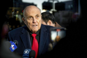 Tòa án New York tước giấy phép hành nghề của ông Rudy Giuliani vì các tuyên bố về cuộc bầu cử năm 2020
