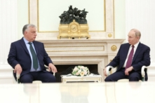 Tổng thống Nga Vladimir Putin (phải) gặp Thủ tướng Hungary Viktor Orban tại Điện Kremlin ở Moscow hôm 05/07/2024. (Ảnh: Valery Sharifulin/AFP qua Getty Images)