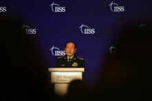 Bộ trưởng Quốc phòng Trung Quốc Ngụy Phượng Hòa phát biểu tại Hội nghị thượng đỉnh Đối thoại Shangri-La ở Singapore vào ngày 12/06/2022. (Ảnh: Roslan Rahman/AFP qua Getty Images)