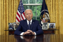 Tổng thống Joe Biden đọc diễn văn trước người dân cả nước từ Oval Office ở Tòa Bạch Ốc, Hoa Thịnh Đốn hôm 14/07/2024. (Ảnh: Erin Schaff/The New York Times qua AP, Pool)