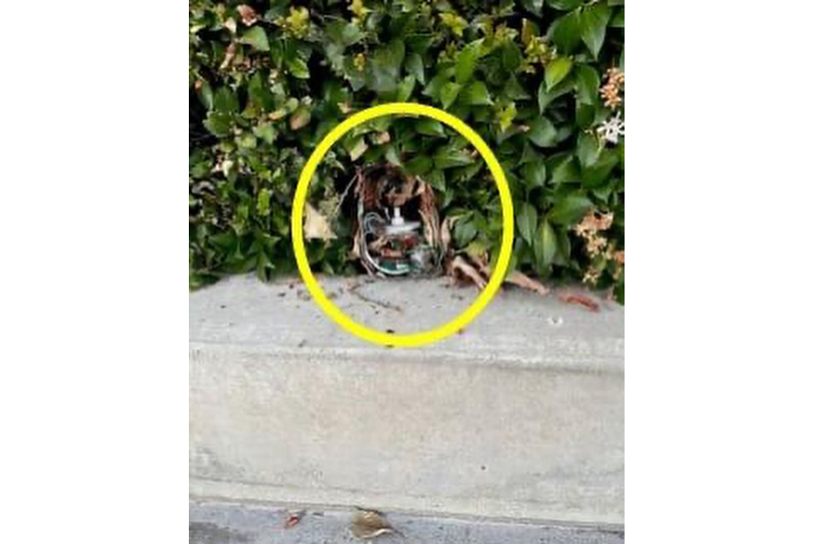 Một chiếc camera được phát hiện hôm 06/07/2024, tại một khu phố ở thành phố Arcadia, California. (Ảnh: Sở cảnh sát Arcadia)