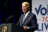 Tổng thống Joe Biden trình bày trong hội nghị thượng đỉnh kinh tế tại Đại học Nam Nevada ở Las Vegas, hôm 16/07/2024. (Ảnh: Kent Nishimura/AFP qua Getty Images)