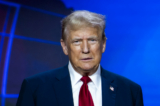 Cựu Tổng thống Donald Trump đến dự Hội nghị Lộ trình đến Khối Đa số 2024 ở Hoa Thịnh Đốn, hôm 22/06/2024. (Ảnh: Madalina Vasiliu/The Epoch Times)