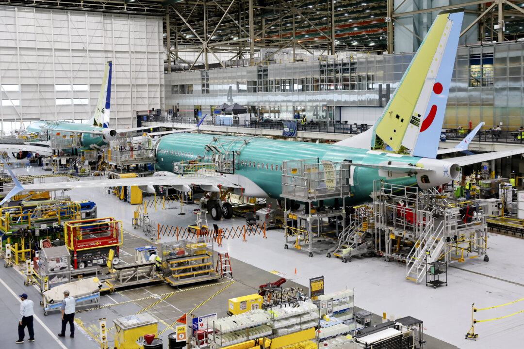 Boeing phải chịu 940 triệu USD tiền phạt theo thỏa thuận nhận tội được đề xướng