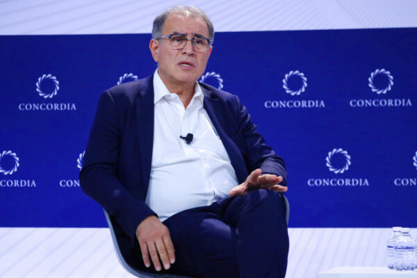 Ông Nouriel Roubini, giáo sư tại Đại học New York, trình bày tại Hội nghị thượng đỉnh Thường niên Concordia năm 2022-Ngày 3 tại Sheraton, New York, ngày 21/09/2022. (Ảnh: John Lamparski/Getty Images cho Hội nghị thượng đỉnh Concordia)