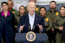 Tổng thống Joe Biden nói về vấn đề nhập cư và an ninh biên giới tại Nhà ga Brownsville ở Olmito, Texas, hôm 29/02/2024. (Ảnh: Cheney Orr/Getty Images)